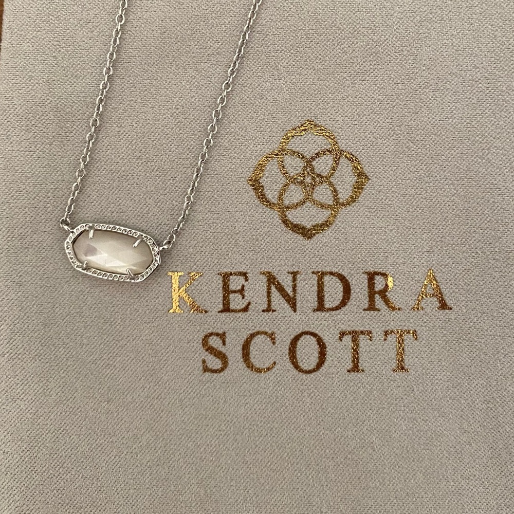 Kendra Scott Necklace